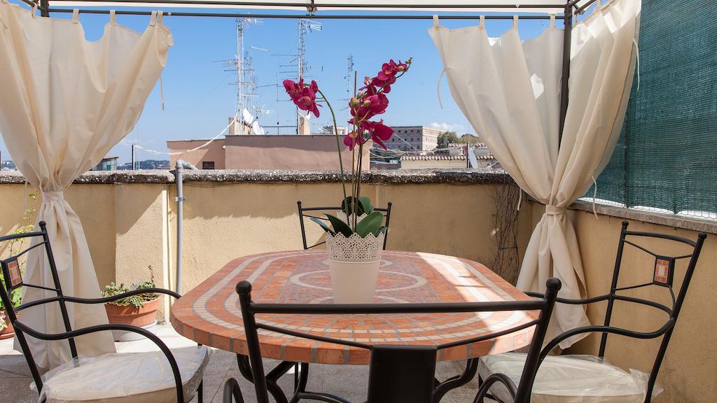 Rental In Rome Vatican View Terrace Chambre photo